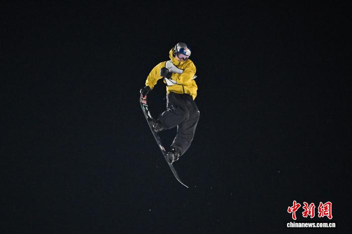 北京站大跳台世界杯：葛