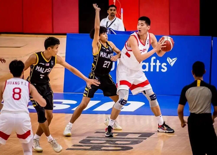 冯熙瑞重伤赛季报销 傅文昊或成深圳内线新希望