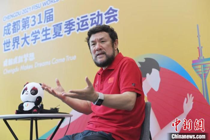 成都大运会开幕式以太阳神鸟为象征展现青春追