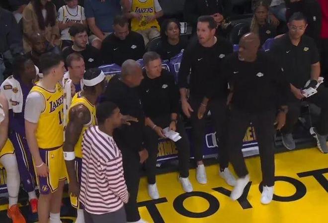 湖人三巨头伤退惨败雷霆，季后赛前遭遇重创